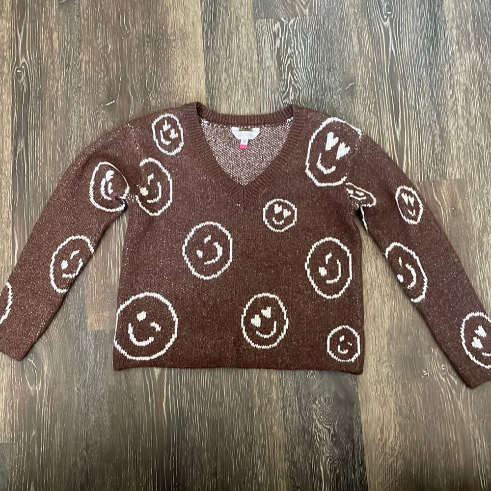 V neck sweater